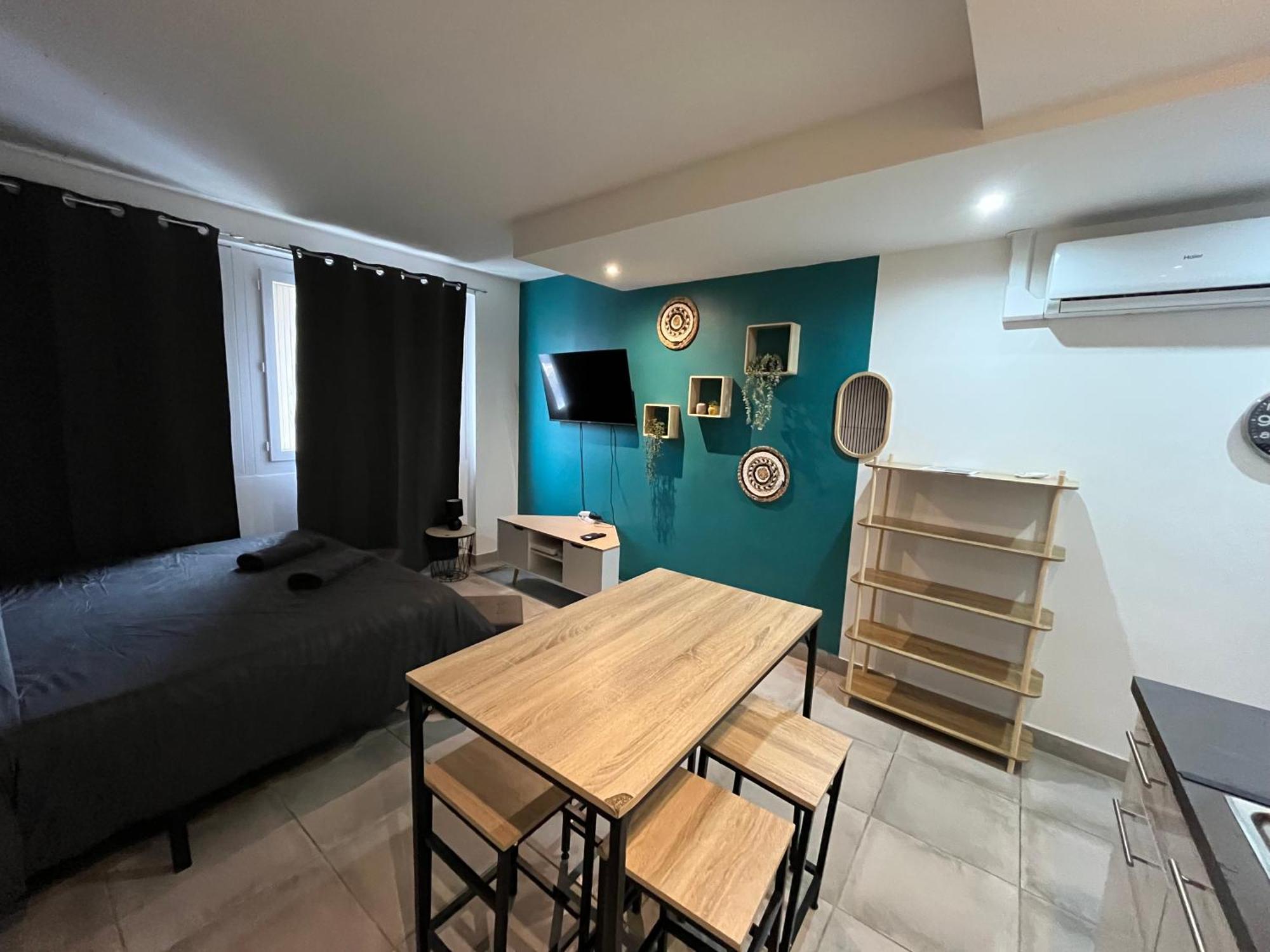 Studio Confortable Avec Balcon فينوف سور لو المظهر الخارجي الصورة